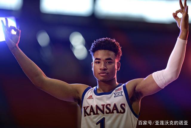 曾凡博17+8首钢胜北控 阿不都26+11新疆胜上海