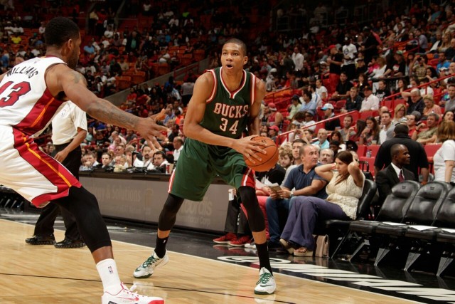 热身赛-中国男篮3分惜负骑士夏季联赛队